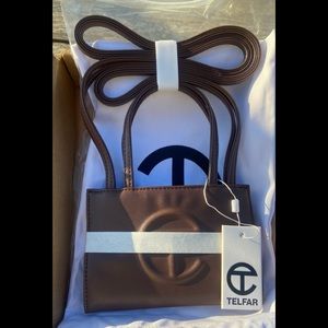 Telfar 	Small Chocolate Shopping Bag × 1